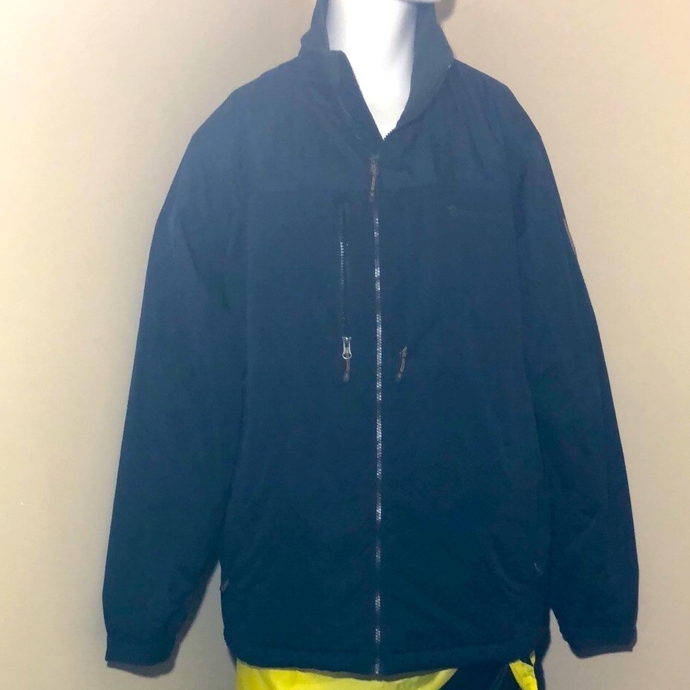 FREE Country 🧥 - Picture 14 of 15